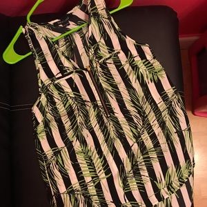 Flowy tank top 🖤💚✨🙌🏼